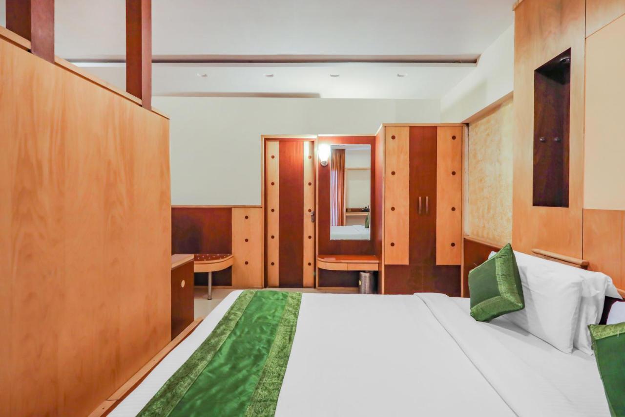 Treebo Trend Paradise, Indore Hotel Ngoại thất bức ảnh