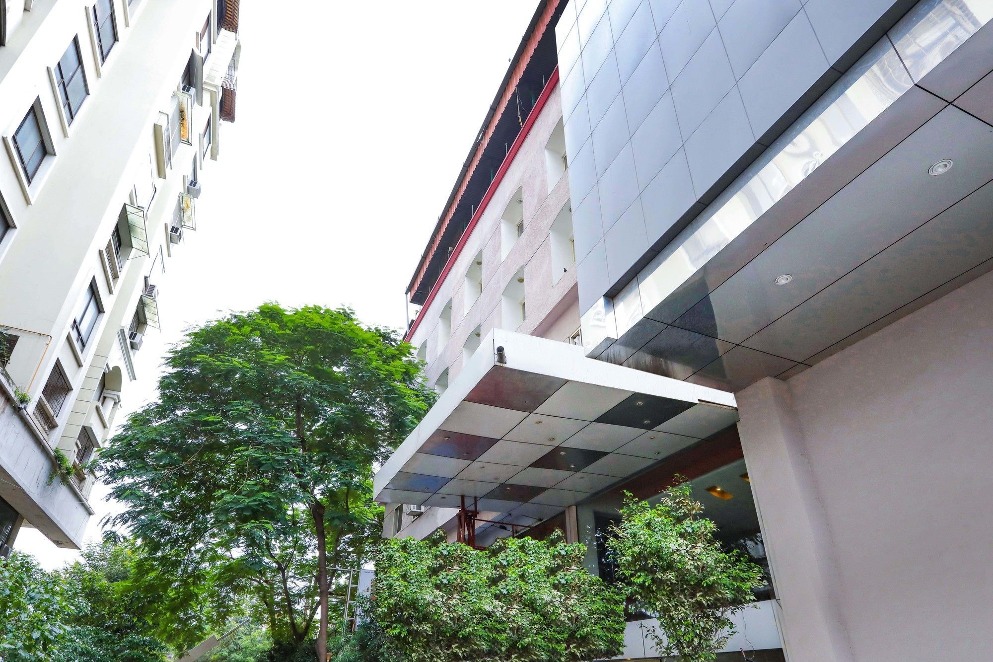 Treebo Trend Paradise, Indore Hotel Ngoại thất bức ảnh